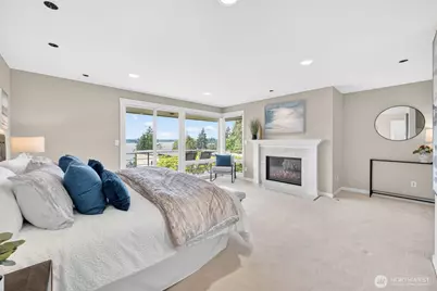 9829 NE 1st Street, Bellevue, WA 98004 - Photo 16