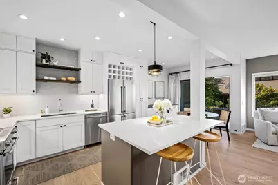 2616 4th Avenue N #402, Seattle, WA 98109 - Photo 4