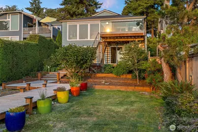 8917 Fauntleroy Way SW, Seattle, WA 98136 - Photo 32