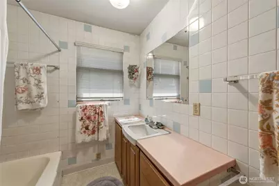 309 NE Ash Street, College Place, WA 99324 - Photo 10