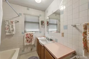 309 NE Ash St, College Place, WA 99324 - Photo 10