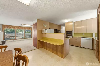 309 NE Ash Street, College Place, WA 99324 - Photo 6