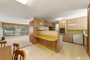 309 NE Ash St, College Place, WA 99324 - Photo 6