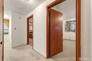 309 NE Ash St, College Place, WA 99324 - Photo 14