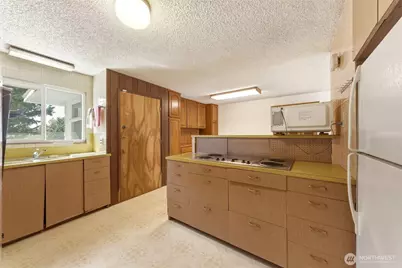 309 NE Ash Street, College Place, WA 99324 - Photo 8