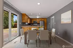 5401 47th Ave E, Tacoma, WA 98443 - Photo 8