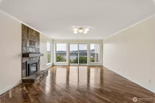 2470 Dexter Ave N, Seattle, WA 98109 - Photo 6