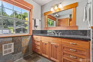 482 W Lake Samish Dr, Bellingham, WA 98229 - Photo 20
