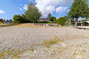 3737 S 194th St, SeaTac, WA 98188 - Photo 4