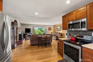1212 Fowler St, Raymond, WA 98577 - Photo 10