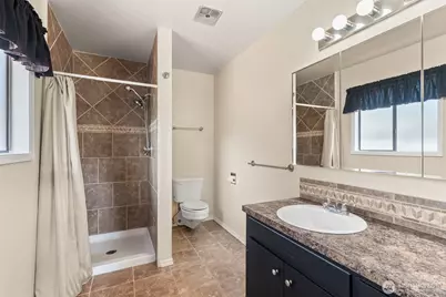 1212 Fowler Street, Raymond, WA 98577 - Photo 14