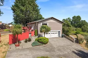 1212 Fowler St, Raymond, WA 98577 - Photo 28