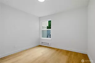 10732 Stone Ave N, Seattle, WA 98133 - Photo 12