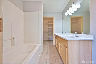 1687 Bayview Drive W, Bremerton, WA 98312 - Photo 16