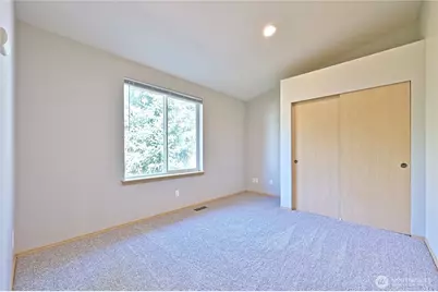 1687 Bayview Drive W, Bremerton, WA 98312 - Photo 18