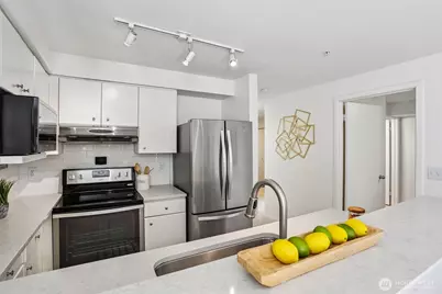 232 Belmont Avenue E #301, Seattle, WA 98102 - Photo 12