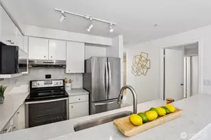 232 Belmont Ave E, Seattle, WA 98102 - Photo 12