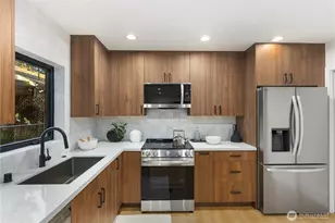 8821 Dibble Ave NW, Seattle, WA 98117 - Photo 32