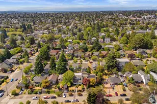8019 Bagley Ave N, Seattle, WA 98103 - Photo 28