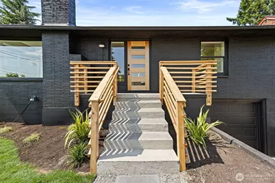 8019 Bagley Avenue N, Seattle, WA 98103 - Photo 2