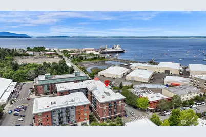 960 Harris Avenue #305, Bellingham, WA 98225 - Photo 2