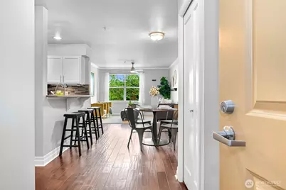 960 Harris Avenue #305, Bellingham, WA 98225 - Photo 4