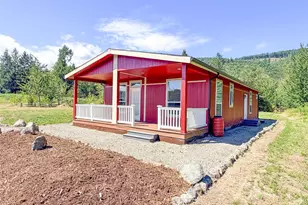 205 Lake View Dr, Quilcene, WA 98376 - Photo 2