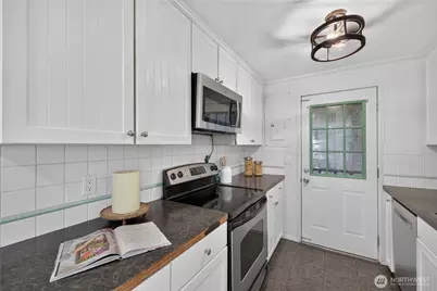 26562 221st Place SE, Maple Valley, WA 98038 - Photo 10