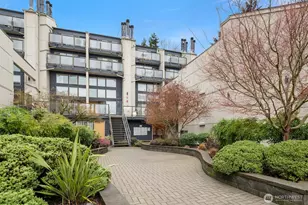 5829 NE 75th St, Seattle, WA 98115 - Photo 2