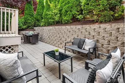 2310 W Dravus Street, Seattle, WA 98199 - Photo 36