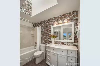 2310 W Dravus Street, Seattle, WA 98199 - Photo 26