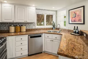2310 W Dravus St, Seattle, WA 98199 - Photo 12
