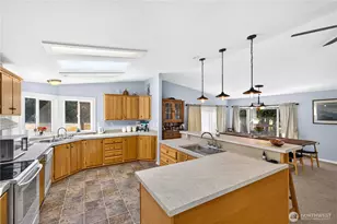 12953 Marihugh Rd, Mount Vernon, WA 98273 - Photo 16