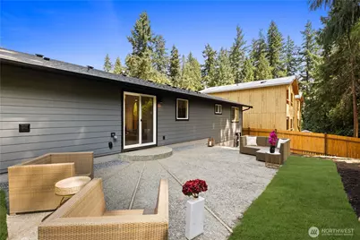 20921 W Richmond Road, Bothell, WA 98021 - Photo 36