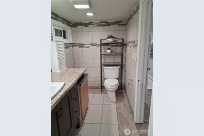 8242 S 128th Street, Seattle, WA 98178 - Photo 14