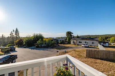 637 Cranberry Drive, Oak Harbor, WA 98277 - Photo 32