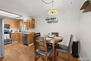 637 Cranberry Dr, Oak Harbor, WA 98277 - Photo 10