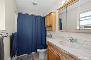 637 Cranberry Dr, Oak Harbor, WA 98277 - Photo 20