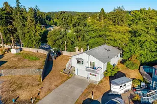 637 Cranberry Dr, Oak Harbor, WA 98277 - Photo 2
