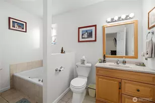 637 Cranberry Dr, Oak Harbor, WA 98277 - Photo 24