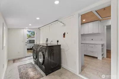 7033 S 126th Street, Seattle, WA 98178 - Photo 16