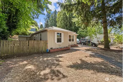 7033 S 126th Street, Seattle, WA 98178 - Photo 2