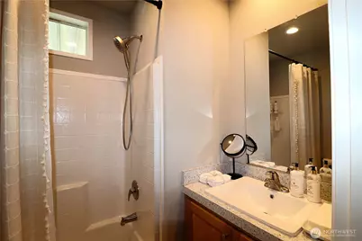 18100 36th Avenue S #389, SeaTac, WA 98188 - Photo 18