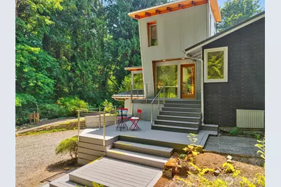 7641 NE North Street, Bainbridge Island, WA 98110 - Photo 2