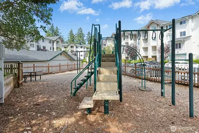 13301 SE 79th Place #C402, Newcastle, WA 98059 - Photo 34