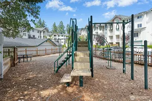 13301 SE 79th Pl, Newcastle, WA 98059 - Photo 34