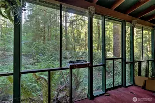 832 N Lake Cushman Rd, Hoodsport, WA 98548 - Photo 8