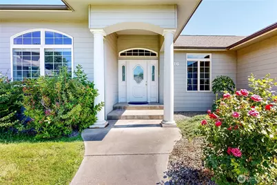 1916 SE Clover Court, College Place, WA 99324 - Photo 2