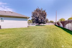 1916 SE Clover Ct, College Place, WA 99324 - Photo 38