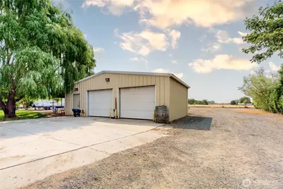 52406 Sunquist Road, Milton-Freewater, OR 97862 - Photo 2